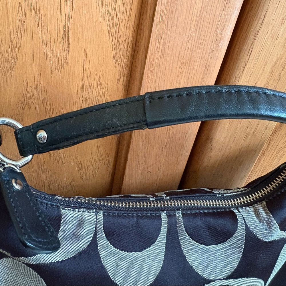 Coach Kristin crossbody Creed No. F22302 - Picture 5 of 8